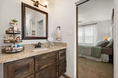 707 Phillips Court, Mansfield, TX 76063 - Photo 15