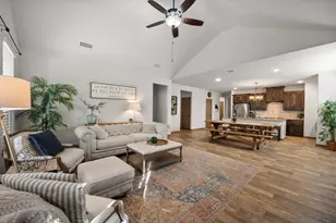 707 Phillips Ct, Mansfield, TX 76063 - Photo 11