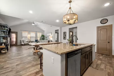 707 Phillips Court, Mansfield, TX 76063 - Photo 7