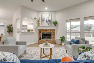 820 Chestnut Ave, Burleson, TX 76028 - Photo 5