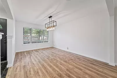 600 Circleview Drive N, Hurst, TX 76054 - Photo 11