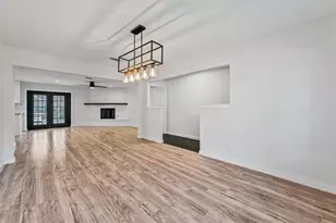 600 Circleview Dr N, Hurst, TX 76054 - Photo 15