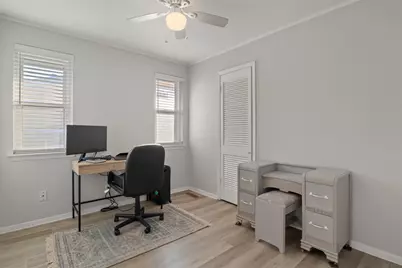 3518 Windsor Street, Irving, TX 75062 - Photo 15