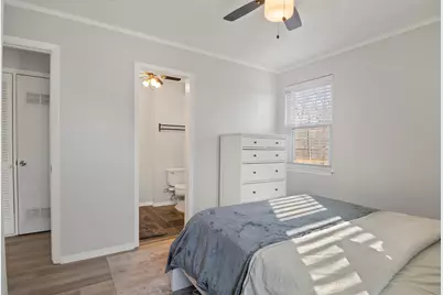 3518 Windsor Street, Irving, TX 75062 - Photo 11