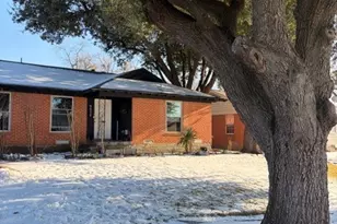 9926 Chireno St, Dallas, TX 75220 - Photo 3