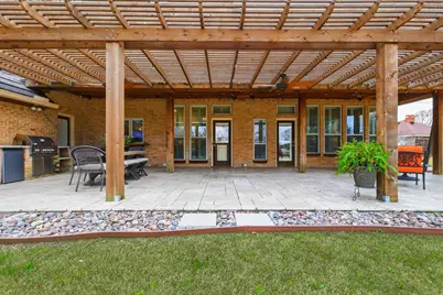 2410 Lone Oak Trail, Garland, TX 75044 - Photo 35