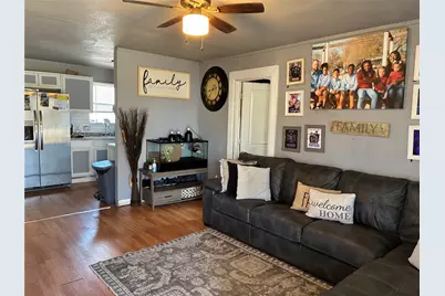 402 N Waco Street, Mart, TX 76664 - Photo 5