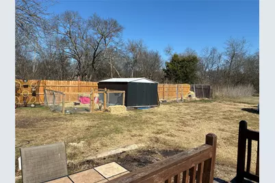 402 N Waco Street, Mart, TX 76664 - Photo 13