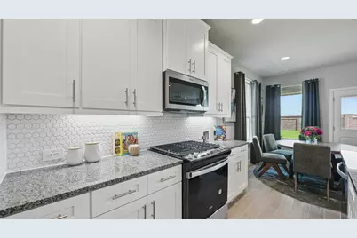 10849 Bloodstone Drive, Fort Worth, TX 76036 - Photo 5