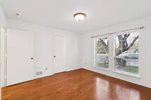 9702 Summerhill Ln, Dallas, TX 75238 - Photo 23