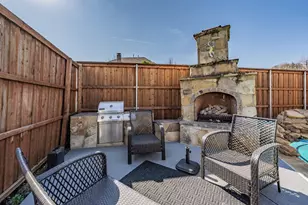 3909 Aquatic Dr, Carrollton, TX 75007 - Photo 37