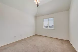 1201 Christopher Ln, Lewisville, TX 75077 - Photo 17