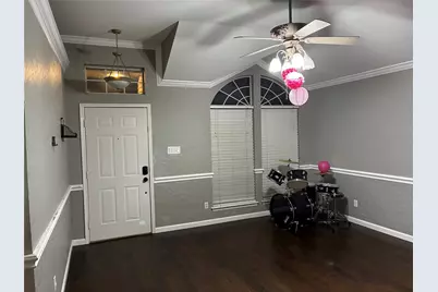 520 Kelley Court, Fort Worth, TX 76120 - Photo 1