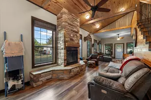 5827 SE County Rd 1095, Corsicana, TX 75109 - Photo 7