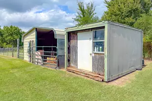 5827 SE County Rd 1095, Corsicana, TX 75109 - Photo 31