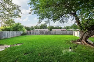 3633 Edgewood Dr, Garland, TX 75042 - Photo 25