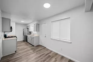 3633 Edgewood Dr, Garland, TX 75042 - Photo 9