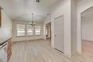 91 Post Oak Dr, Waxahachie, TX 75165 - Photo 9