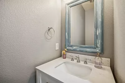 8100 Caelan Court, McKinney, TX 75071 - Photo 17