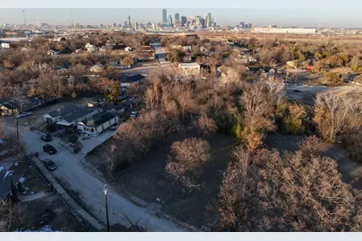 1145 Betterton Circle, Dallas, TX 75203 - Photo 1