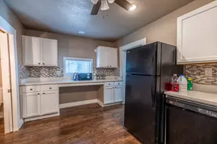 203 W Purdom Ave, Alvarado, TX 76009 - Photo 19