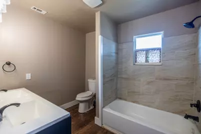 203 W Purdom Avenue, Alvarado, TX 76009 - Photo 9