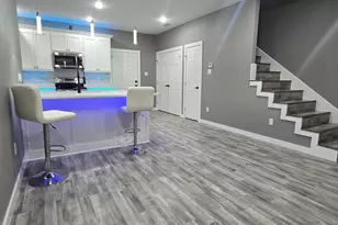 807 Fletcher St, Gainesville, TX 76240 - Photo 9