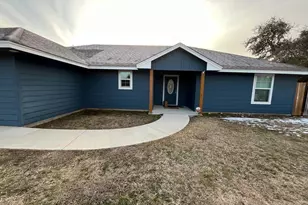 611 Gemini Ct, Granbury, TX 76049 - Photo 1