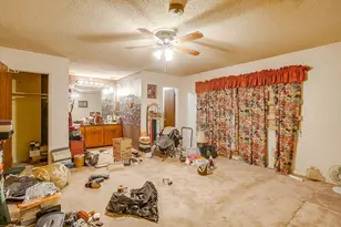 3900 Raphael St, Fort Worth, TX 76119 - Photo 15