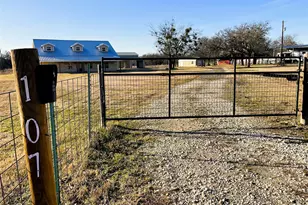 107 S Hwy 14, Wortham, TX 76693 - Photo 7