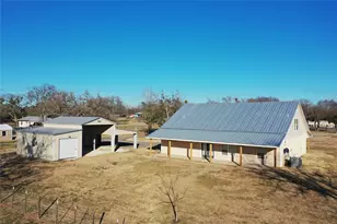 107 S Hwy 14, Wortham, TX 76693 - Photo 31