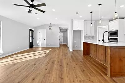 1401 Rambler Drive, Waco, TX 76710 - Photo 9