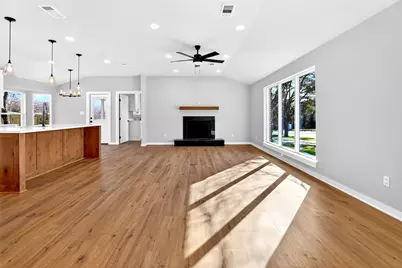 1401 Rambler Drive, Waco, TX 76710 - Photo 3