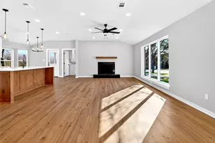 1401 Rambler Dr, Waco, TX 76710 - Photo 3