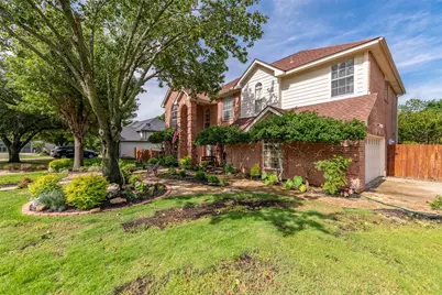 8805 Hidden Hill Drive, Fort Worth, TX 76179 - Photo 5