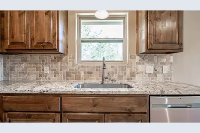 2510 Smokerise Trail, Granbury, TX 76048 - Photo 11