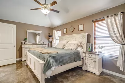 608 Brandt Street, Grandview, TX 76050 - Photo 21