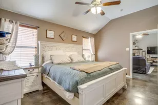 608 Brandt St, Grandview, TX 76050 - Photo 23