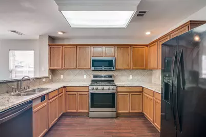 3017 Southern Hills Lane, Mesquite, TX 75181 - Photo 7