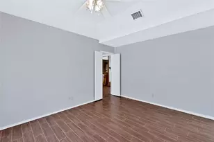 710 Cimarron Trail, Irving, TX 75063 - Photo 27