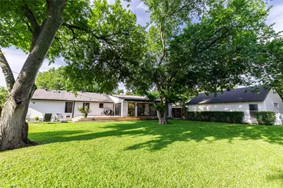 4195 Valley Ridge Road, Dallas, TX 75220 - Photo 9