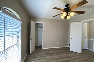 2311 Kingsford Ct, Arlington, TX 76017 - Photo 17