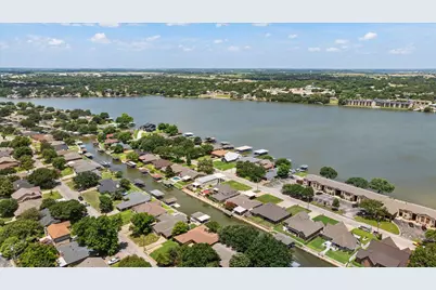 706 Tahiti Drive, Granbury, TX 76048 - Photo 1