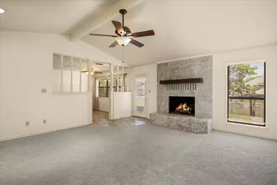 706 Tahiti Drive, Granbury, TX 76048 - Photo 7