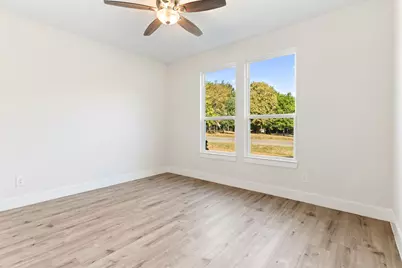 150 Bandera Circle, Payne Springs, TX 75156 - Photo 5