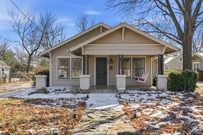 703 Featherston Street, Cleburne, TX 76033 - Photo 3