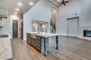 1317 Black Walnut Ln, Arlington, TX 76005 - Photo 7