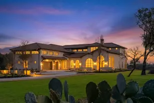 10717 Arrowhead Pt Dr, Fort Worth, TX 76179 - Photo 5