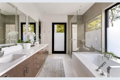 5420 Surrey Circle, Dallas, TX 75209 - Photo 11