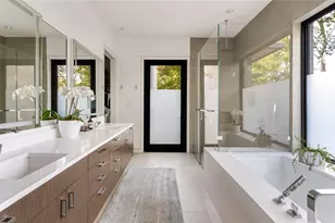 5420 Surrey Cir, Dallas, TX 75209 - Photo 11